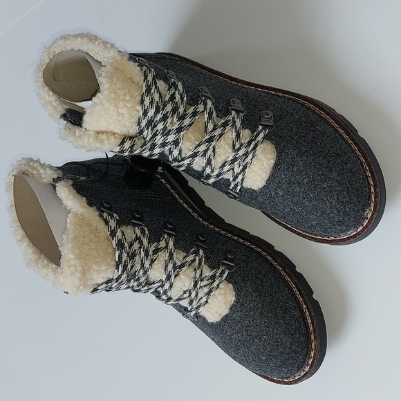 Madden NYC Hiker Wedge Boots - Picture 1 of 12